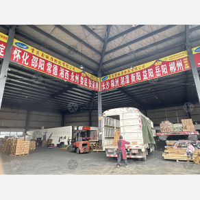 重庆鑫丽雁物流湖南线